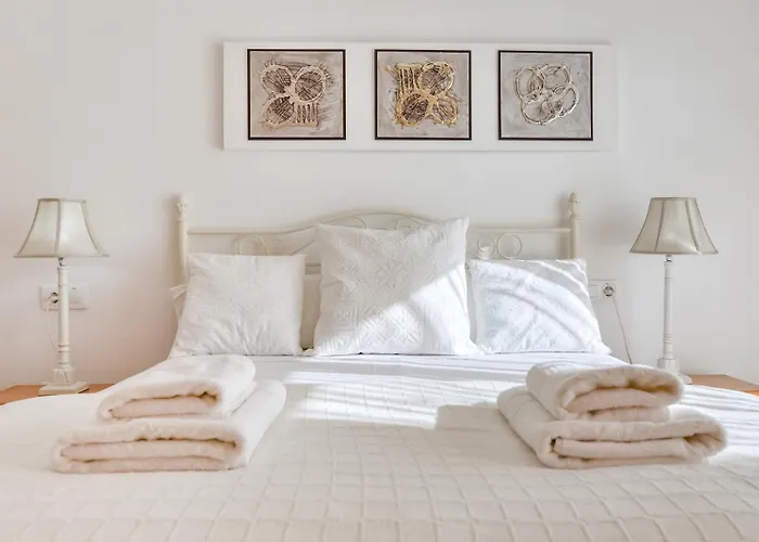 Guzman - Margaret Calpe